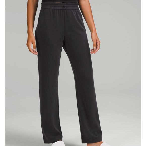 Lululemon Softstreme High Rise black pants size 4 - Picture 1 of 7
